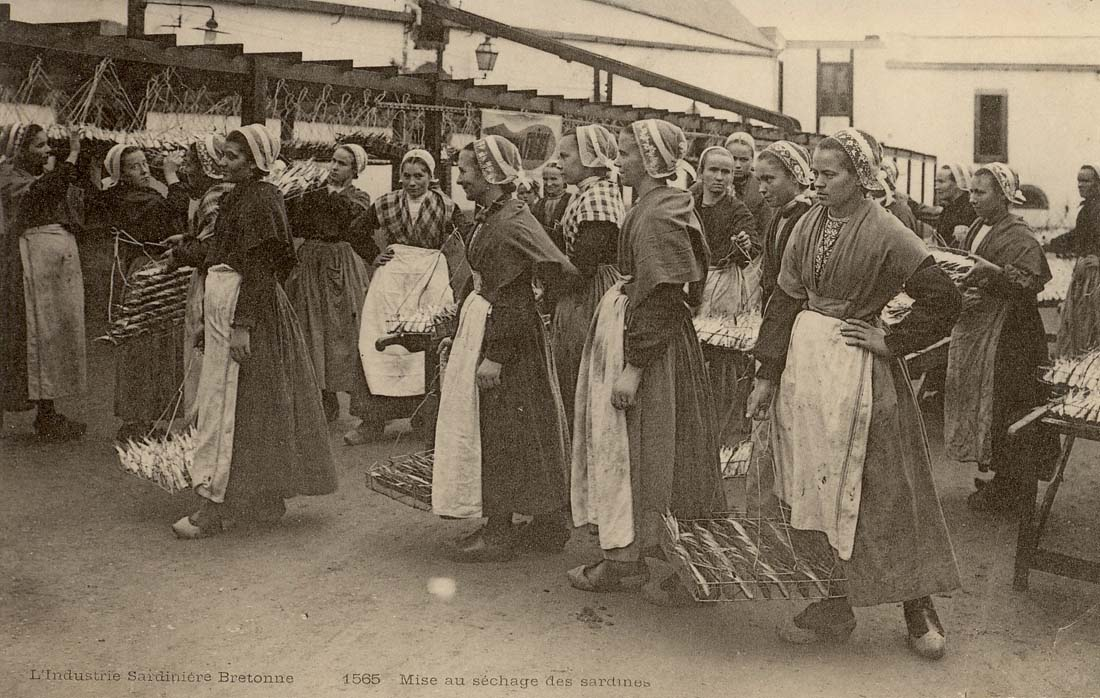 Douarnenez 1924-1925 : les grandes grèves de la conserve | Becedia