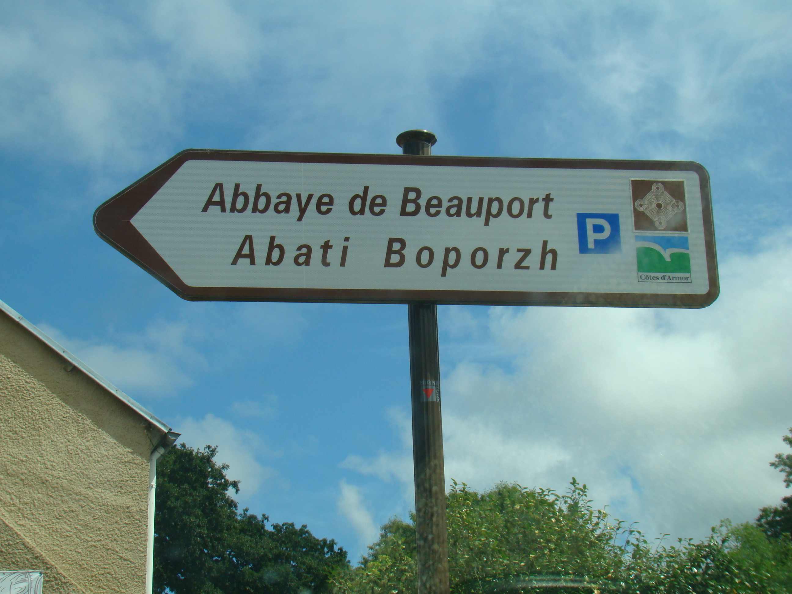 Abbaye Beauport. Photo : Ofis publik ar brezhoneg