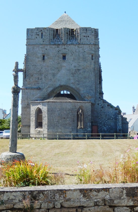 Ruine de la tour Saint-Gwenolé - OT de Penmarc'h