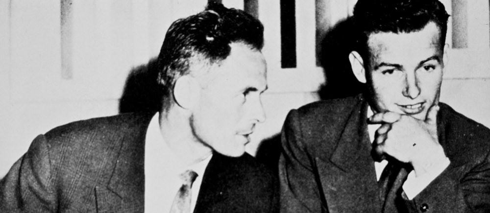 Alexis Gourvennec (à droite) et Marcel Léon (à gauche) le jour de leur procès en juin 1961 - Sica de Saint-Pol-de-Léon